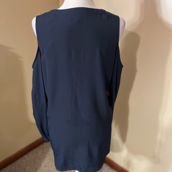 Michael Kors Orange/Navy Paisley Print Cold Shoulder Long Sleeve Blouse Sz S EUC - Picture 5 of 6